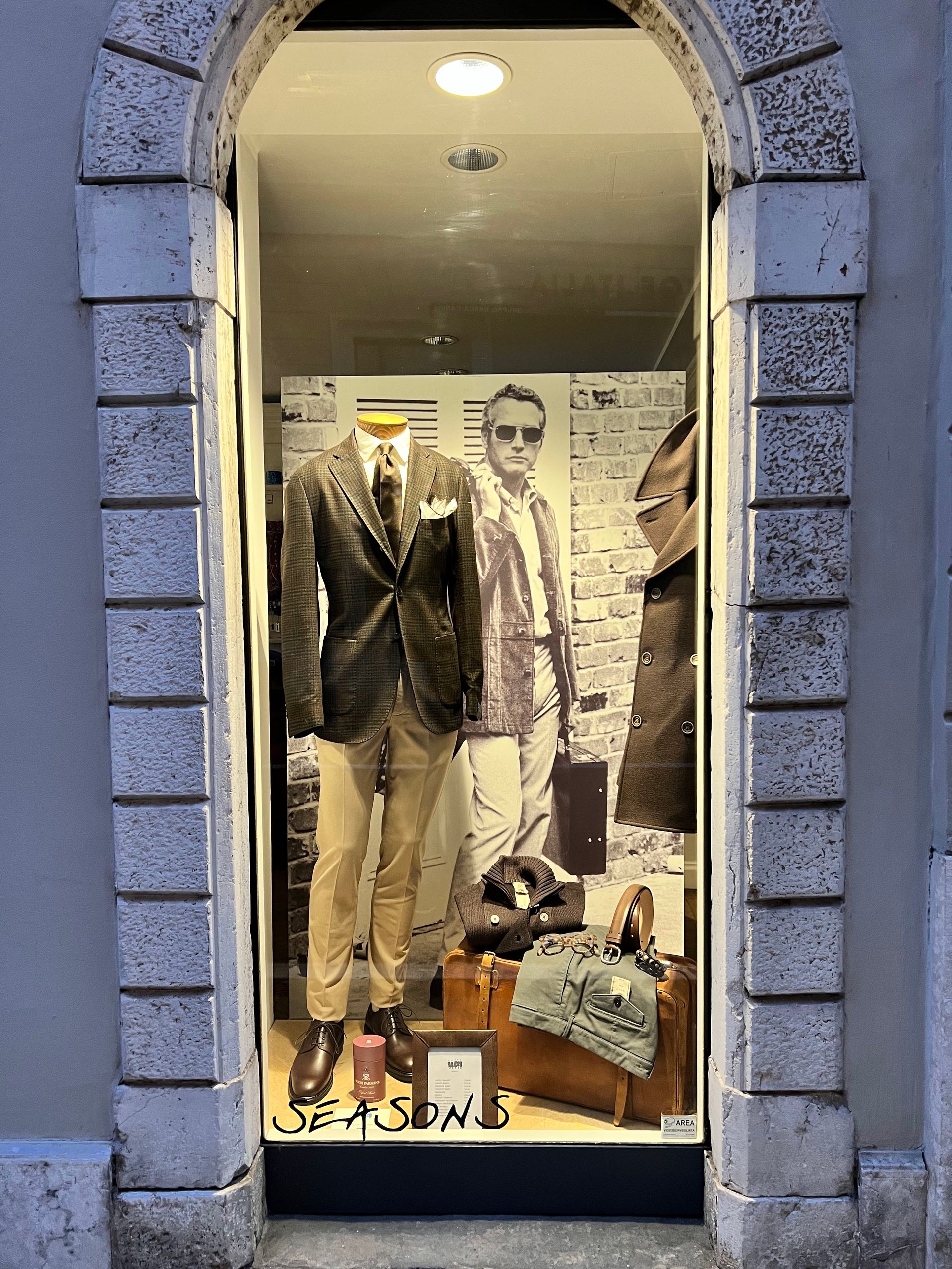 Seasons - © Photo by Seasons