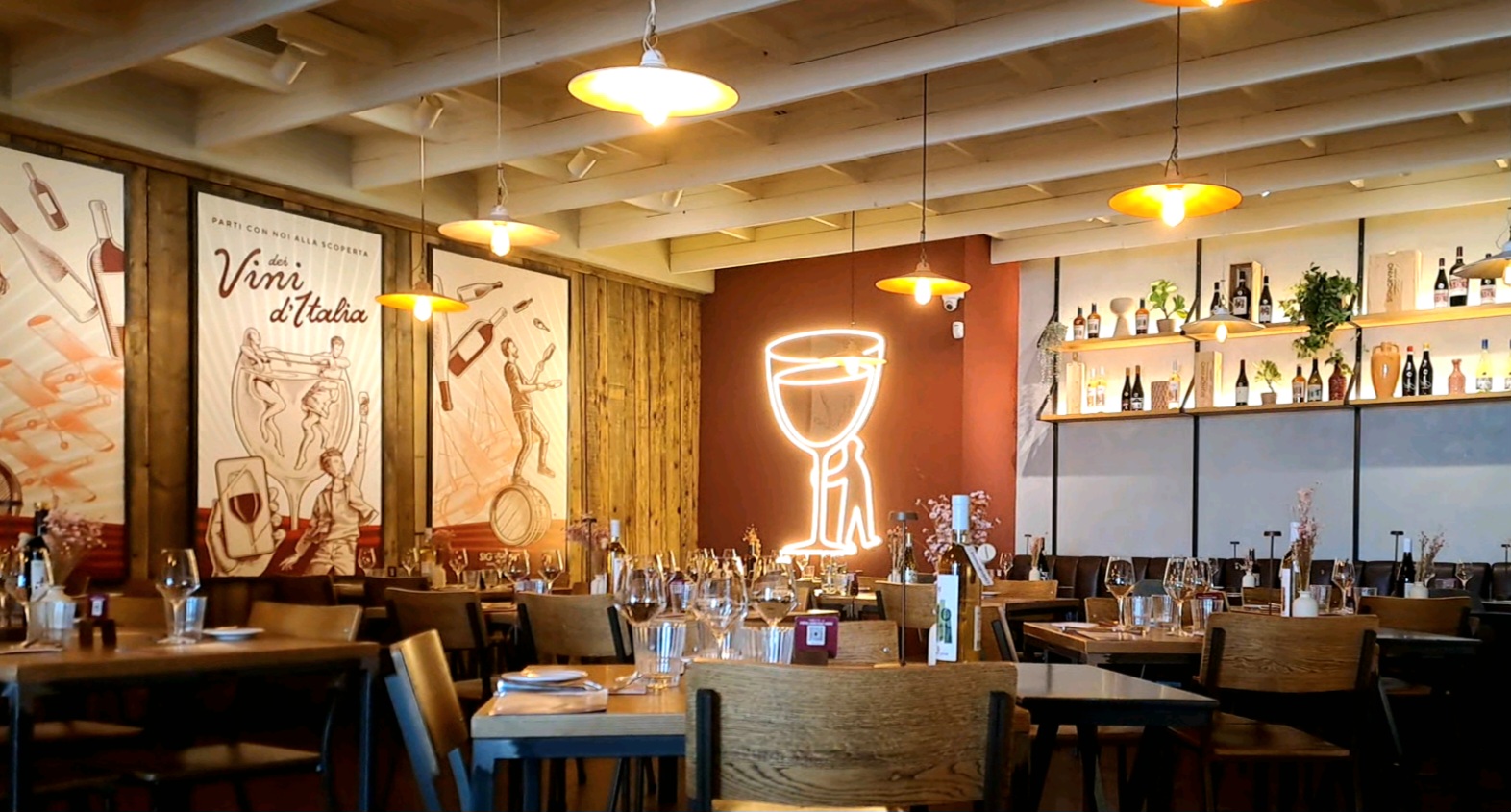 Signorvino - © Photo by dTb