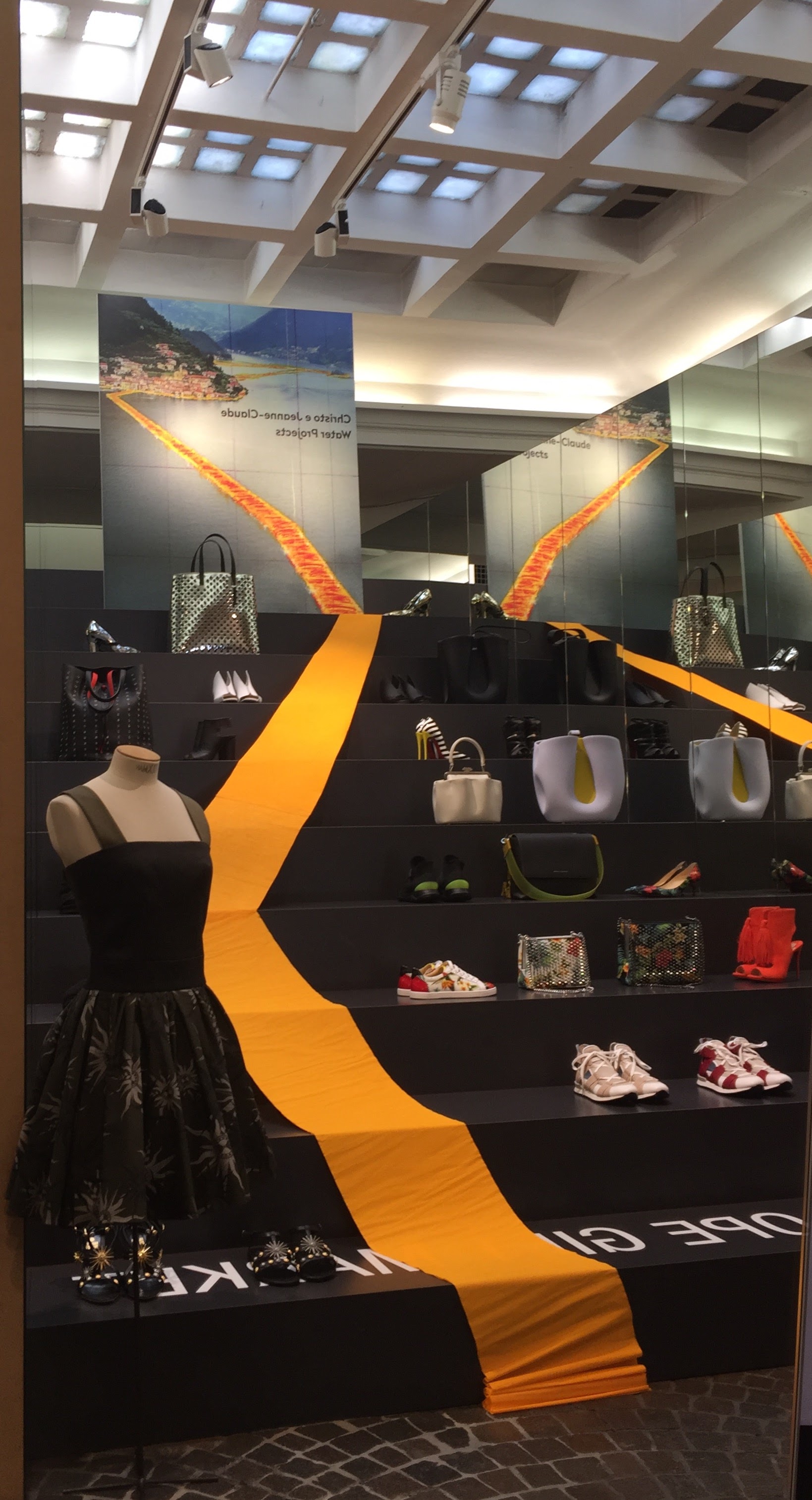 Smart Penelope - © Photo by kerb52 Robert