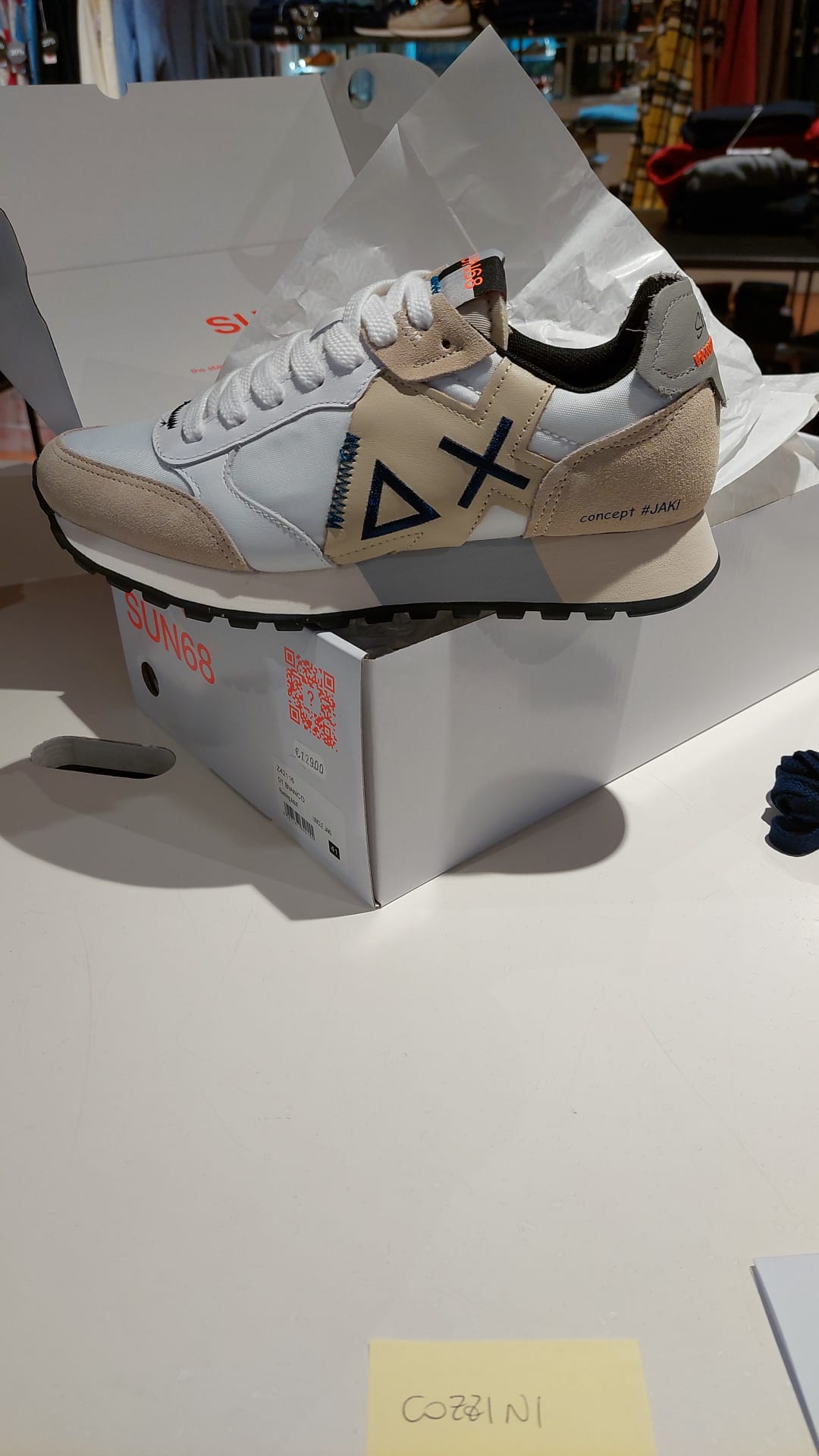 Sun 68 store - © Photo by gio giti