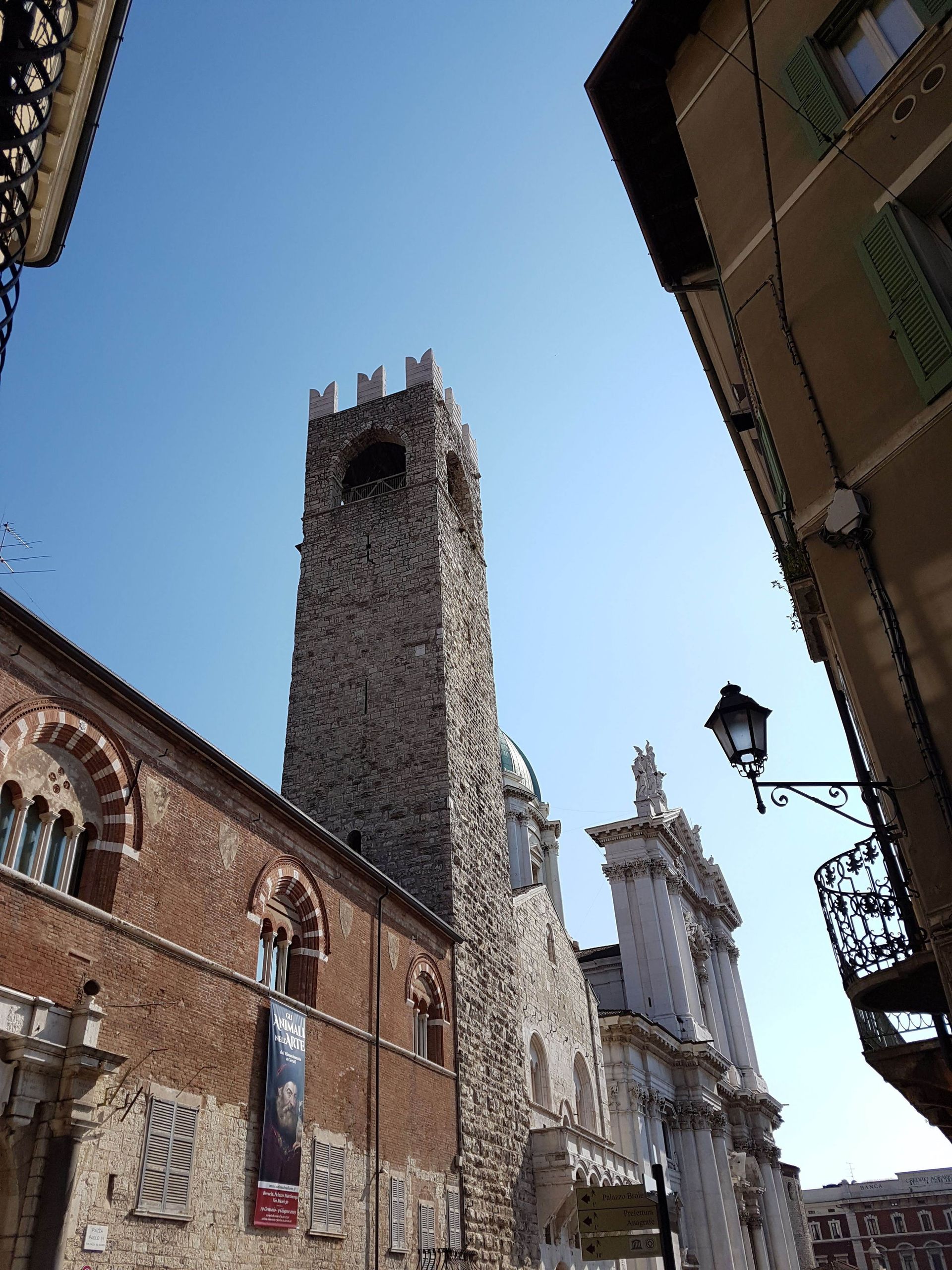 Sun 68 store - © Photo by Luca Bertolazzi