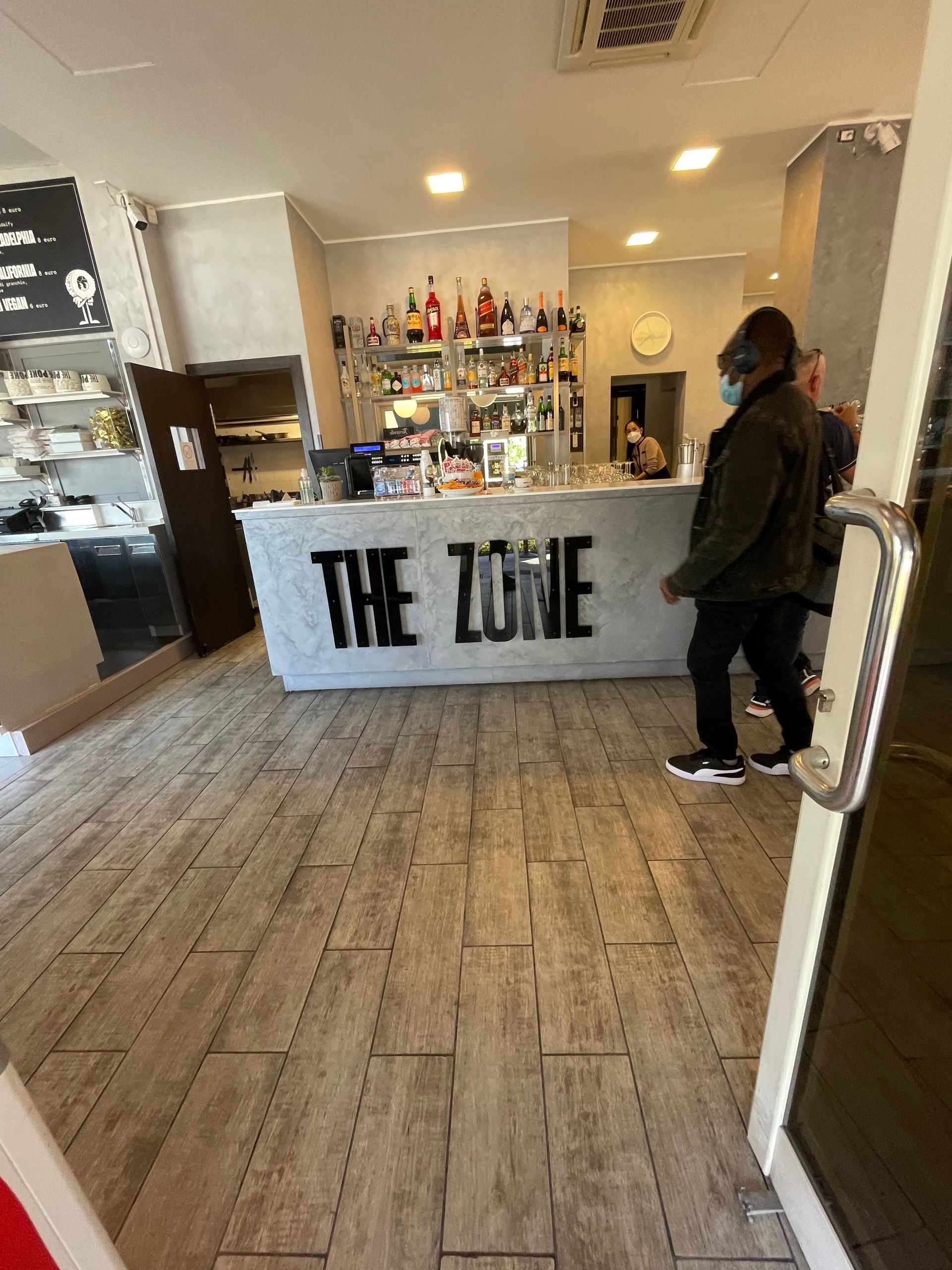 The poke zone - © Photo by Philip