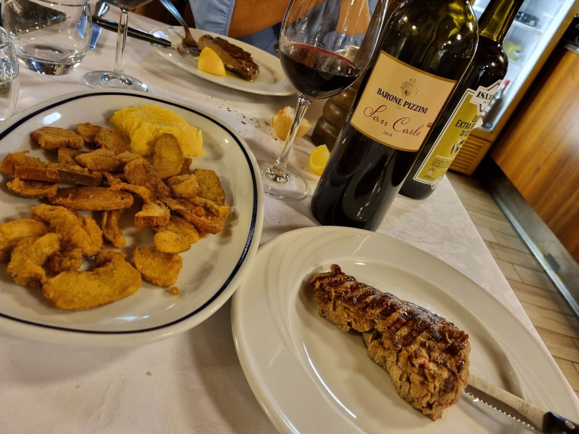 Trattoria buca - © Photo by stefano cadeo