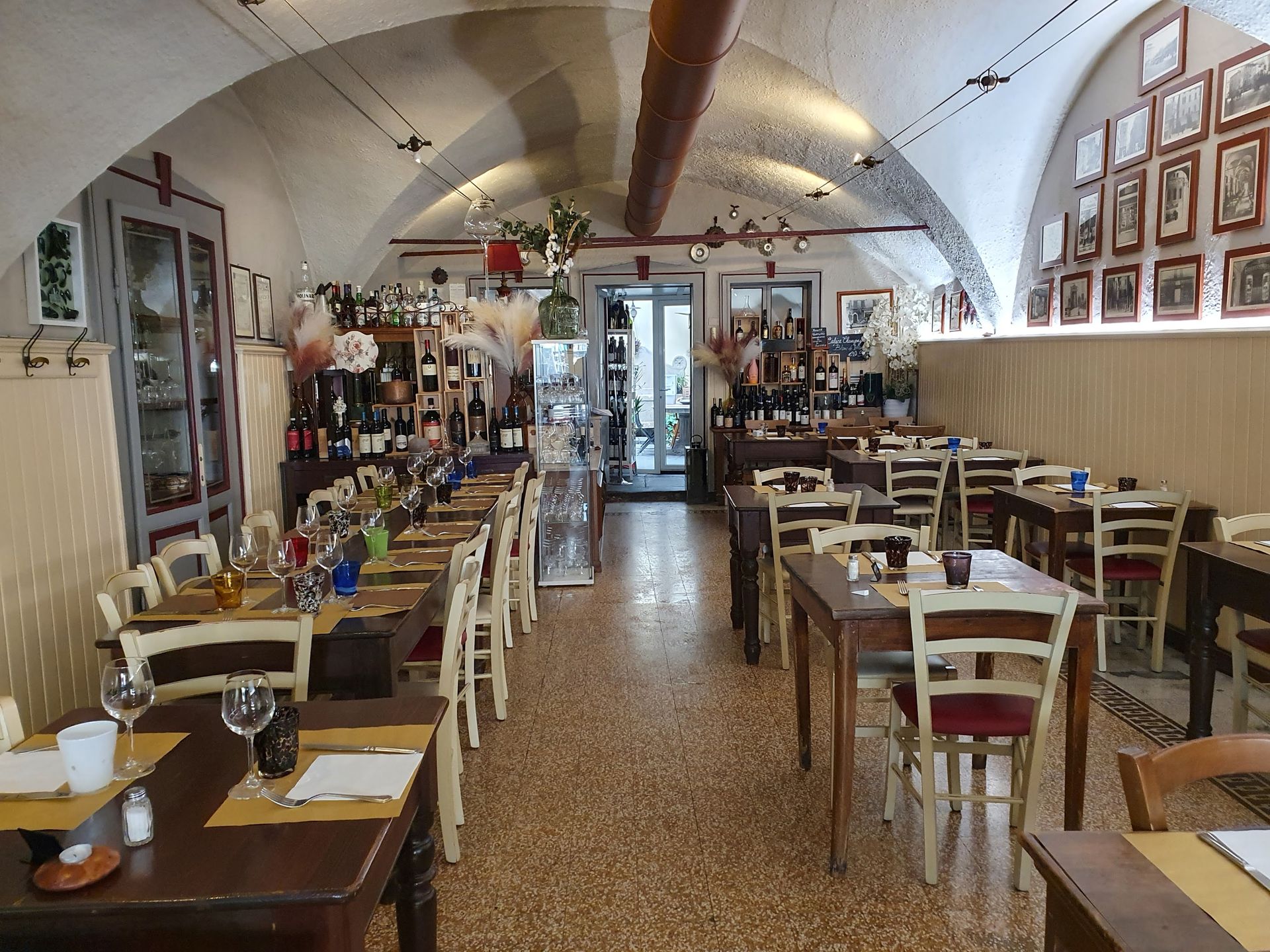 Trattoria due stelle - © Photo by Giancarlo Amadio