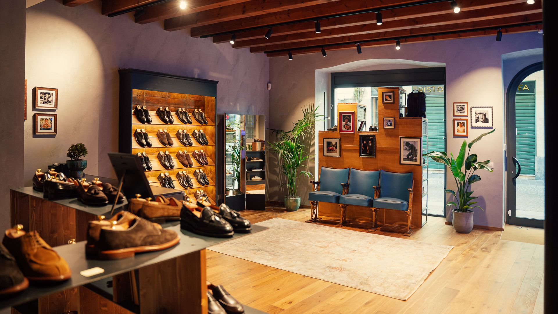 Velasca - © Photo by Bottega Velasca | Uomo | Scarpe e Abbigliamento