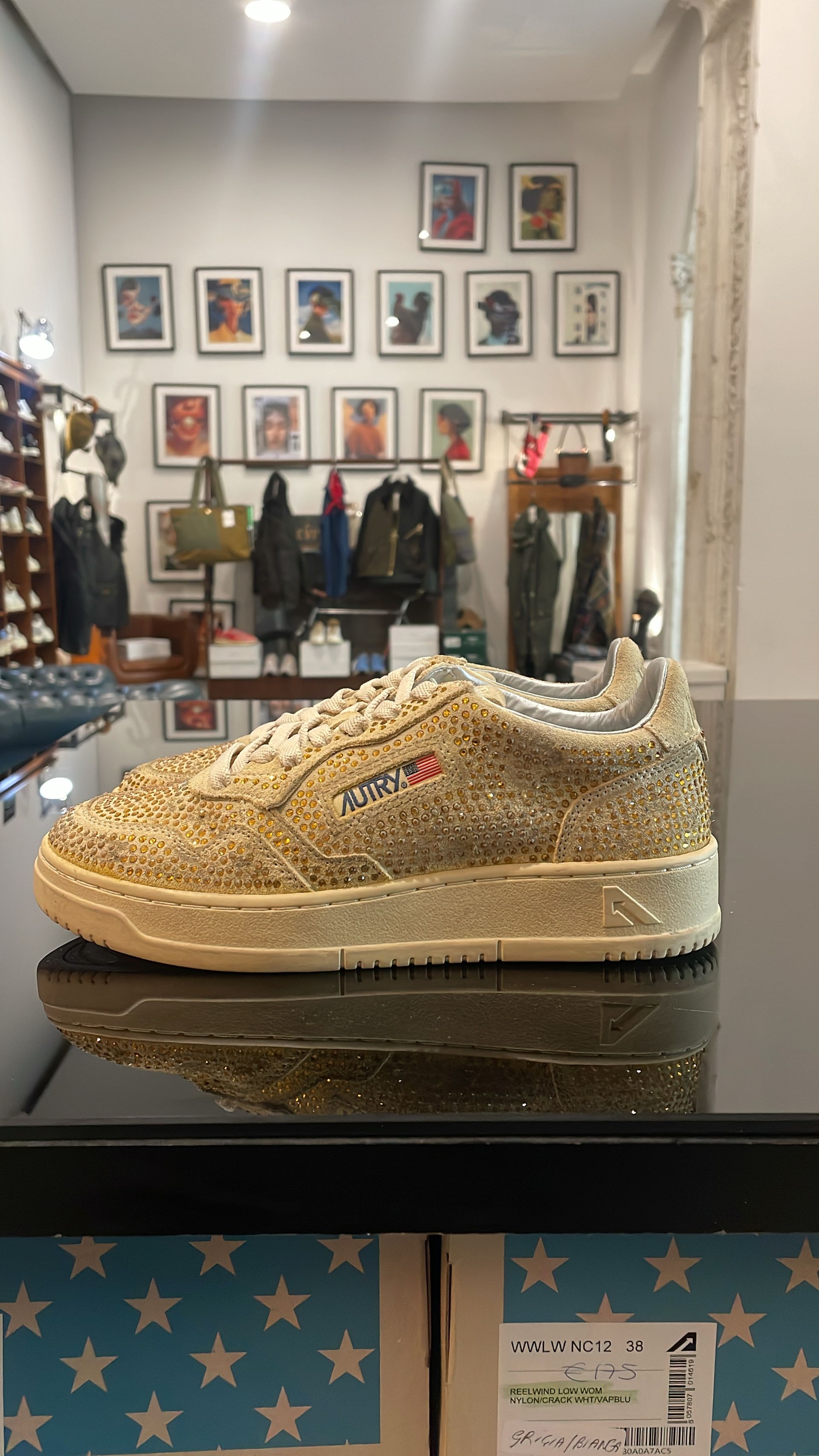 Venti 5 - © Photo by Venti5 shop