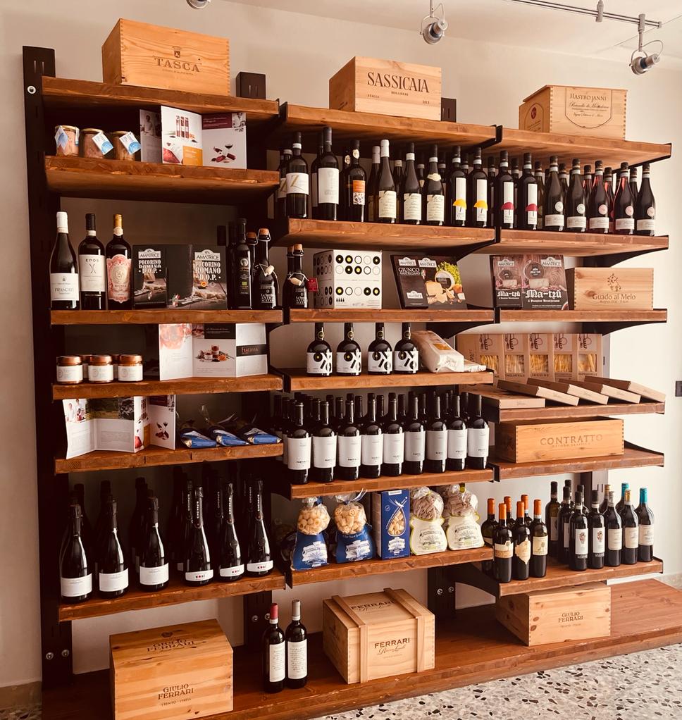 Vini & Pecorini - © Photo by Vini & Pecorini - Enoteca e Pizzicheria