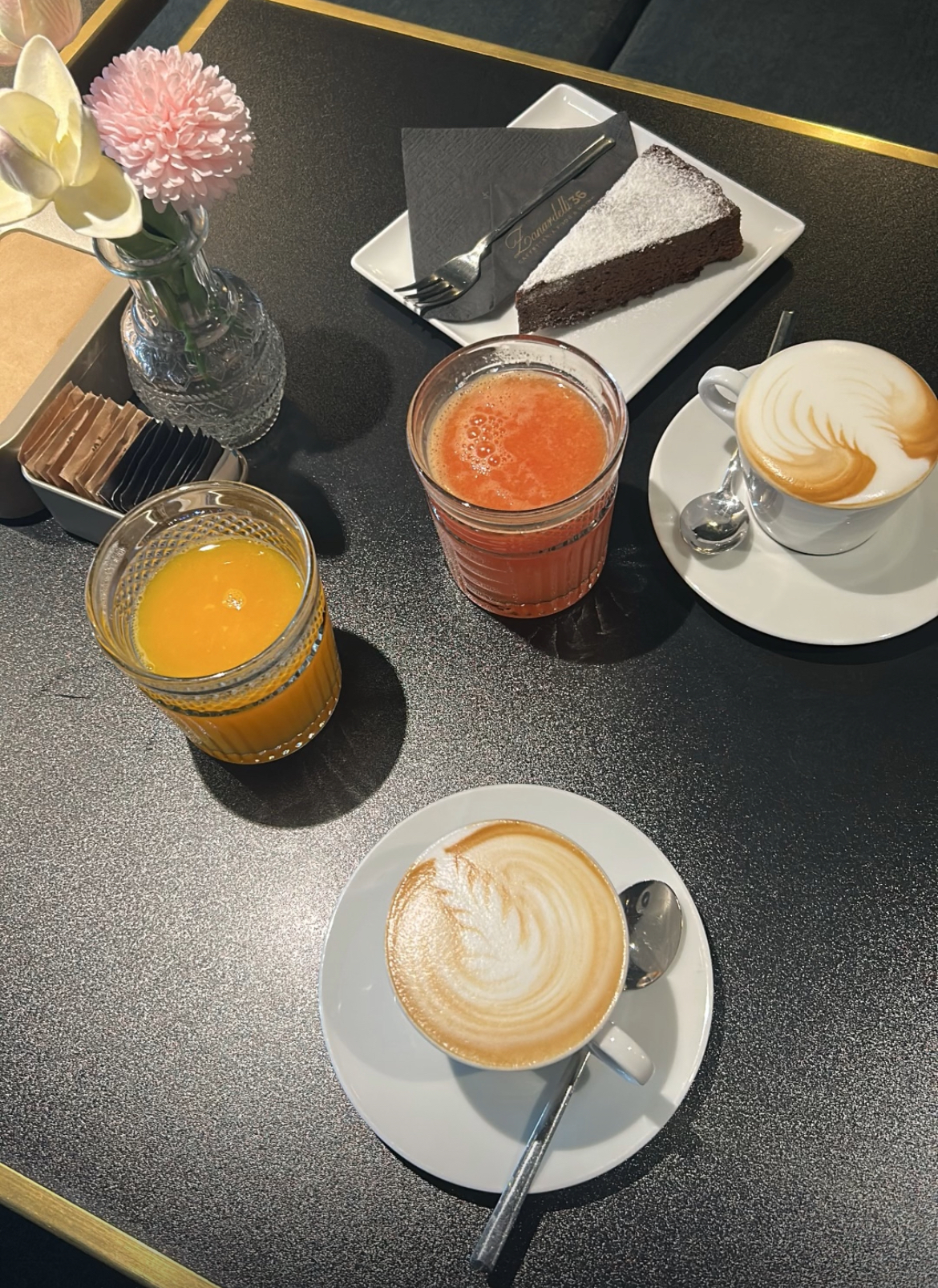 Zanardelli 36 - © Photo by Zanardelli36 caffetteria food e drink