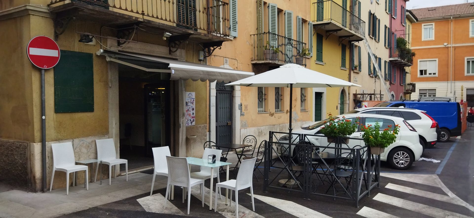 Caffè Vecchia Piazza - © Photo by raffaele massussi