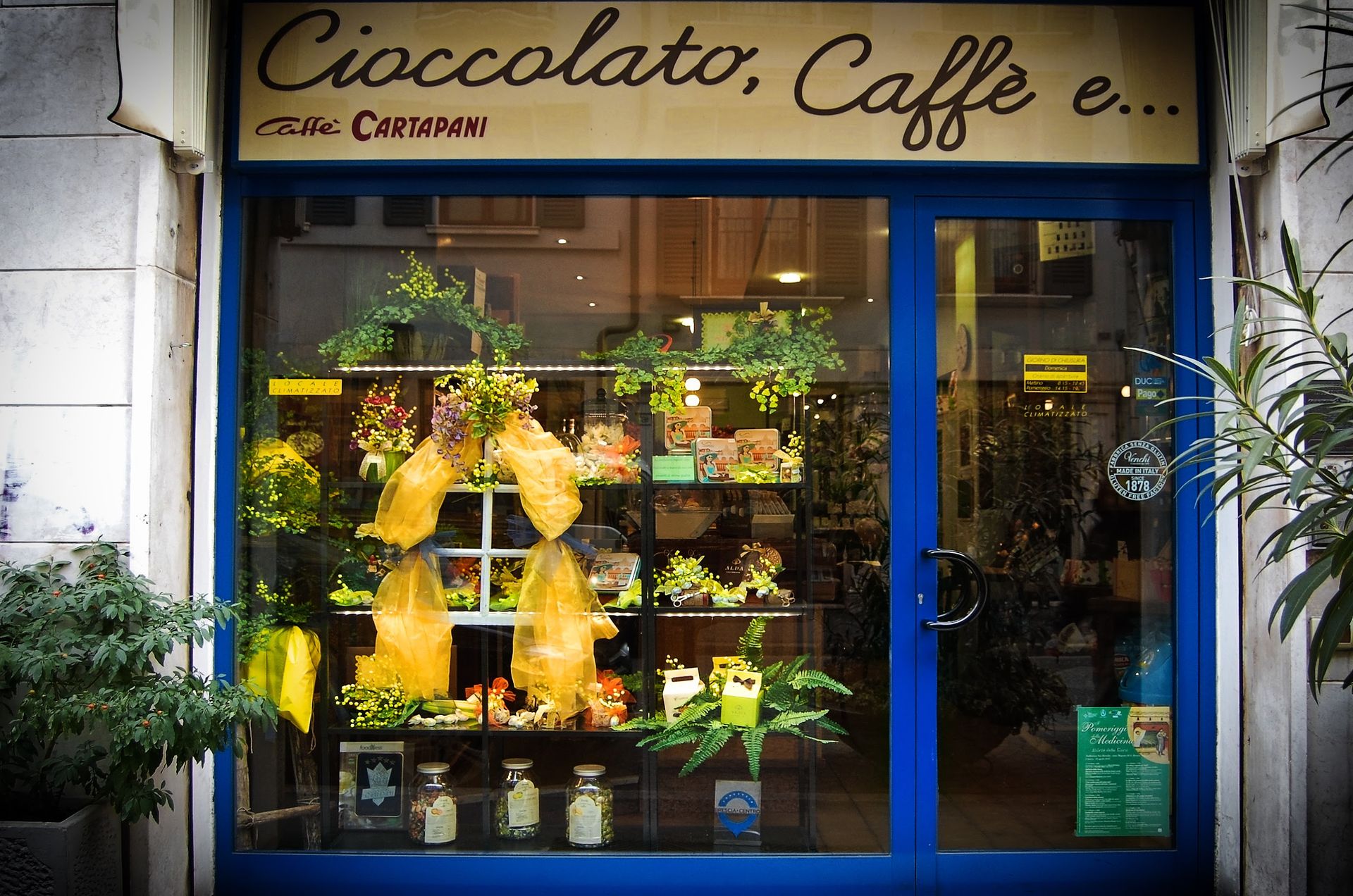 Cioccolato, caffè e... - © Photo by Monica Pogliaghi