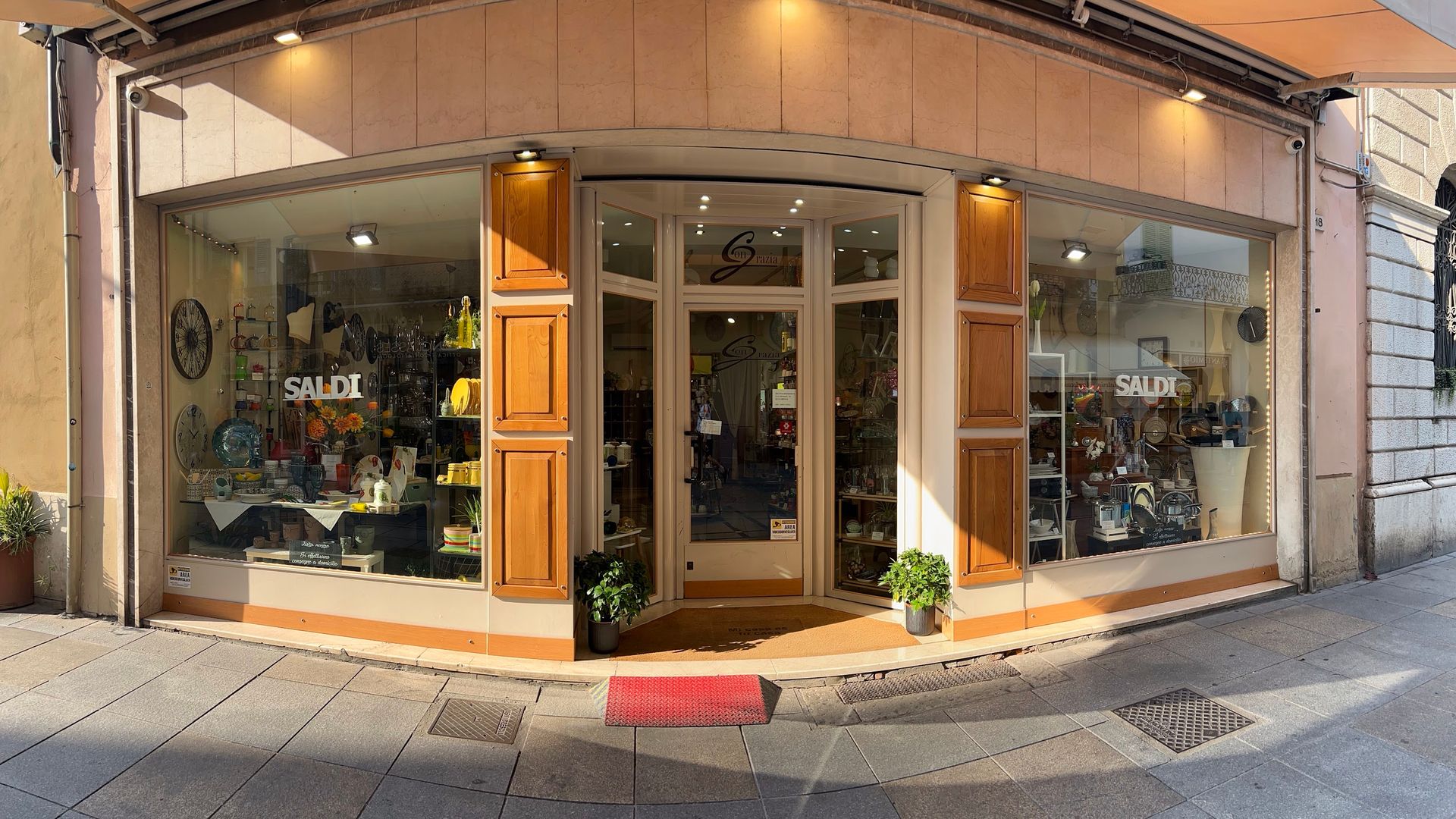 Con Grazia - © Photo by Con grazia