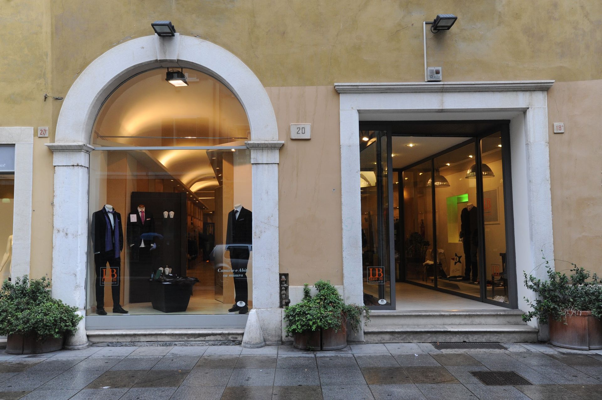 ELLEBImenfashionshop - © Photo by ELLEBImenfashionshop