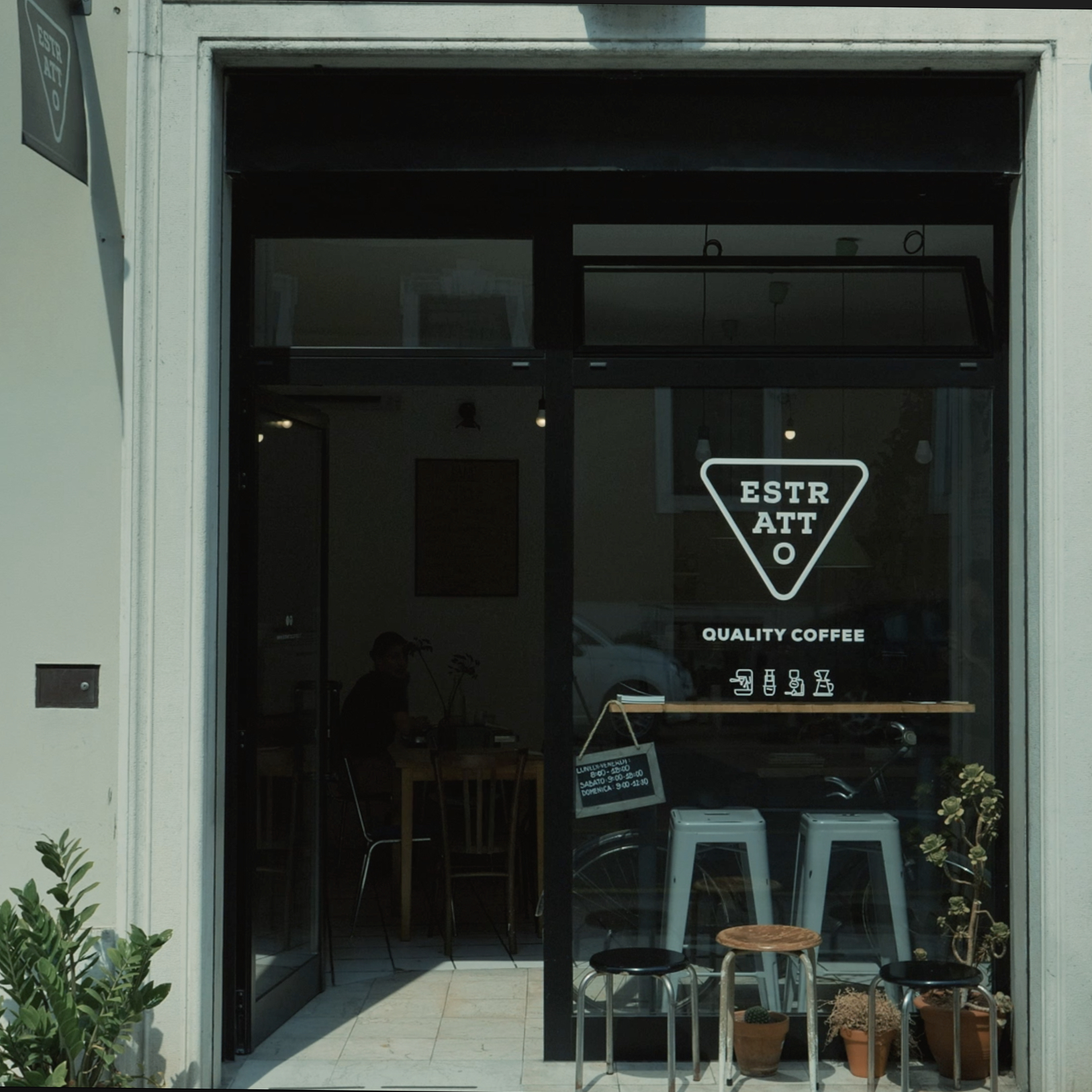 Estratto - © Photo by ESTRATTO