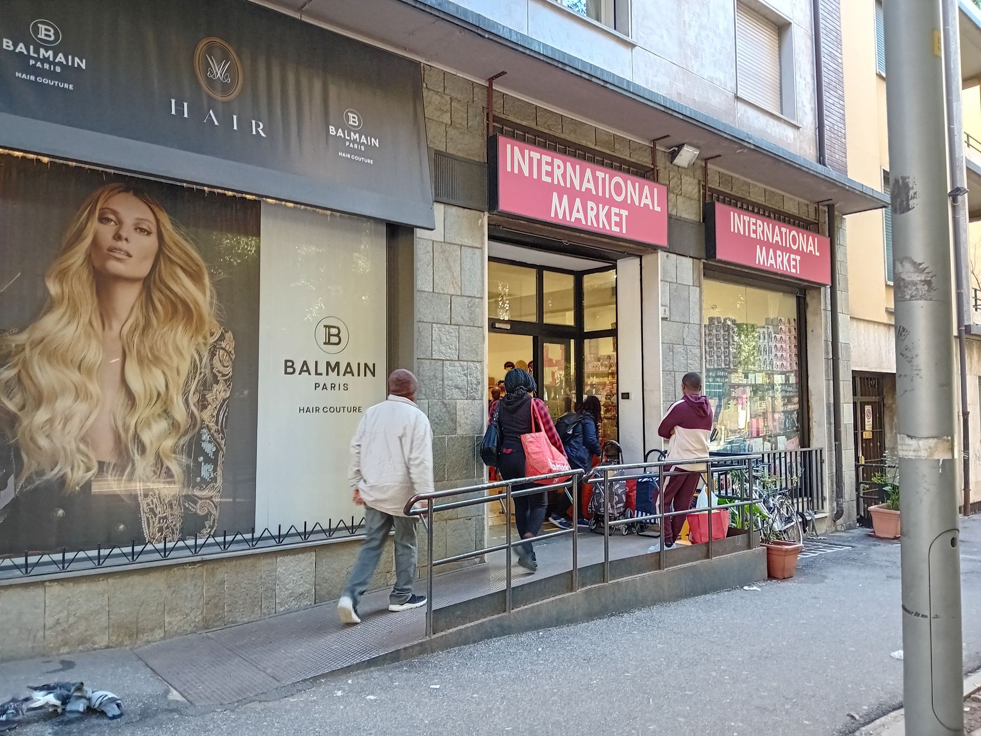 International market - © Photo by Claudine Cozzoli