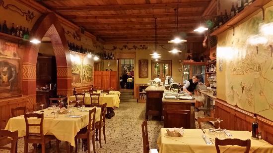 La grotta - © Photo by Antica Osteria La Grotta