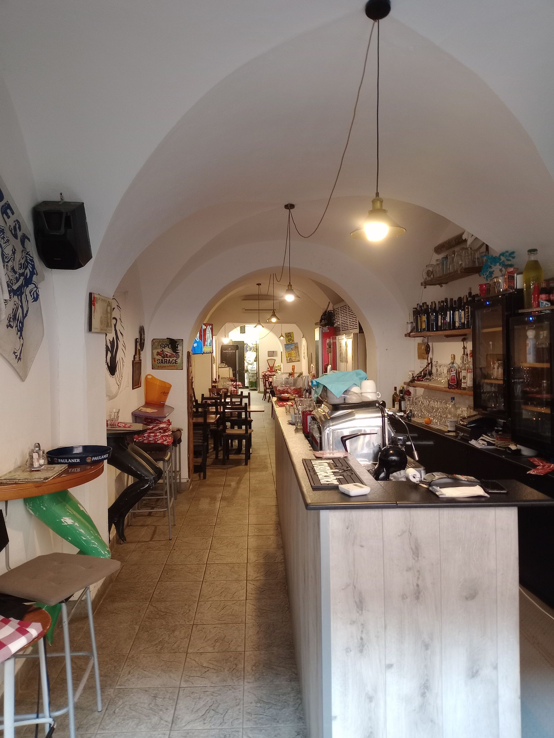 Ristorante all'ombra della pallata - © Photo by Pierluigi Caputo