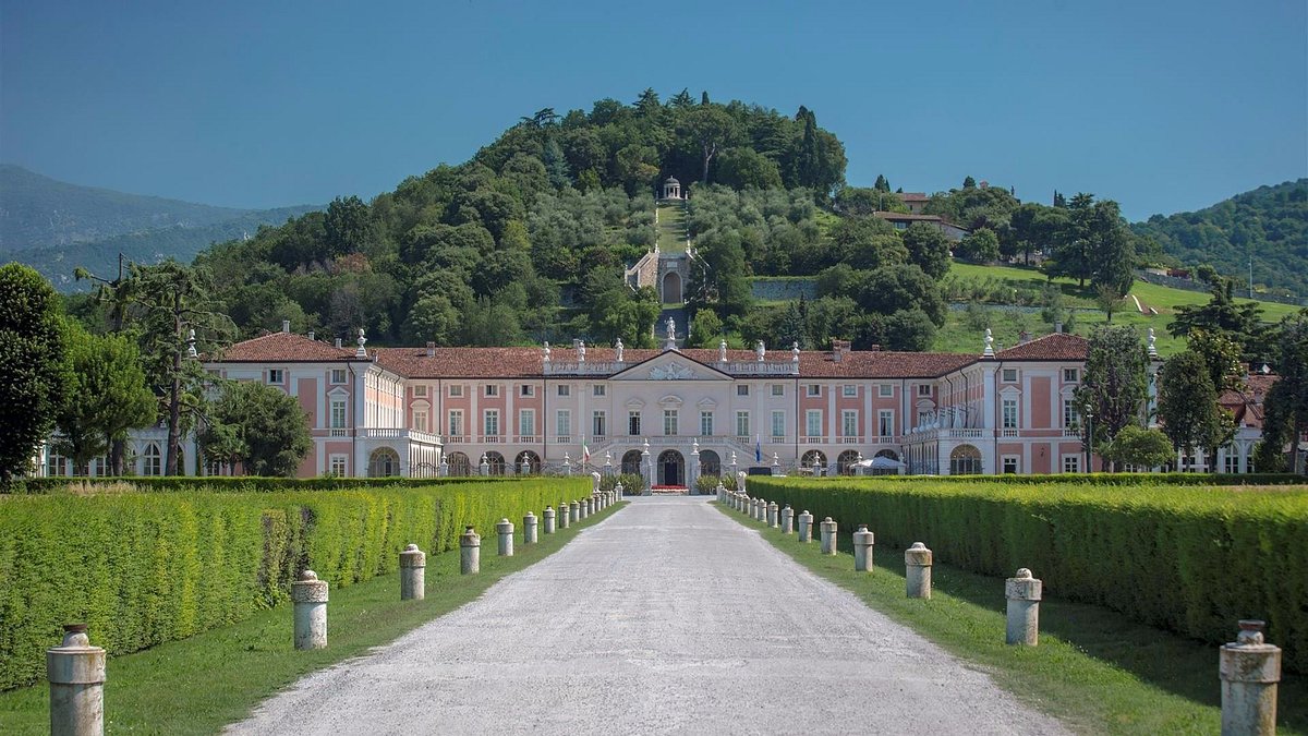 facciata villa