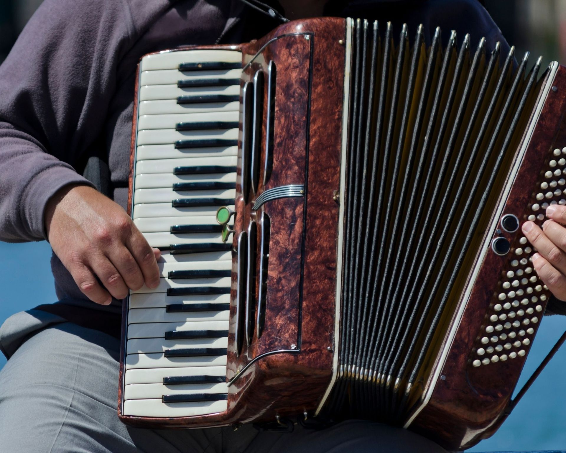 Serata di ballo folk