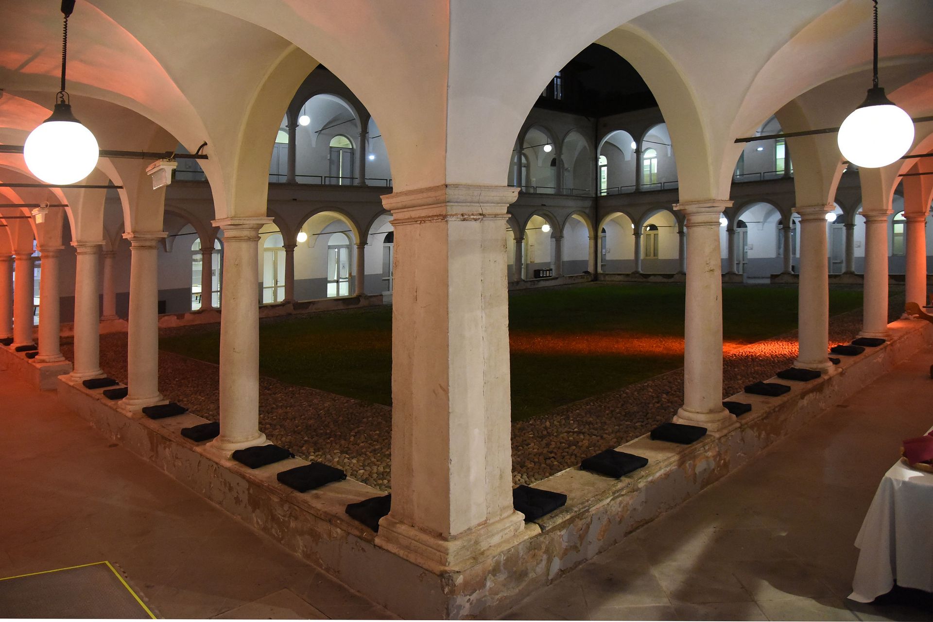 Teatro Mina Mezzadri - Brescia