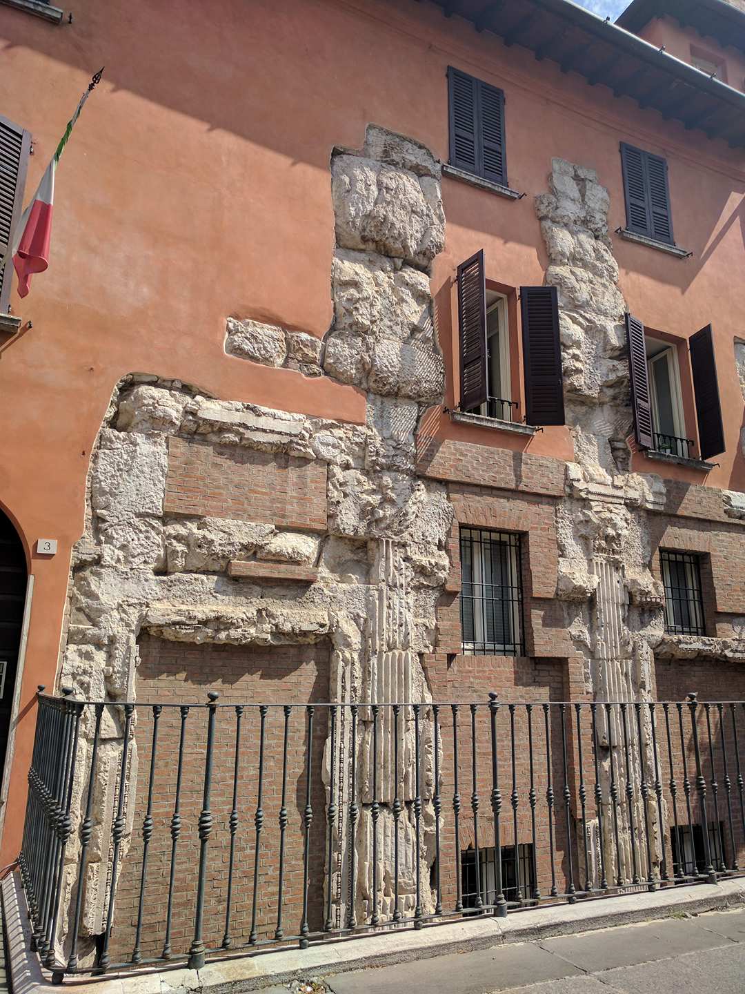 Basilica Romana di Brescia - Esterno
