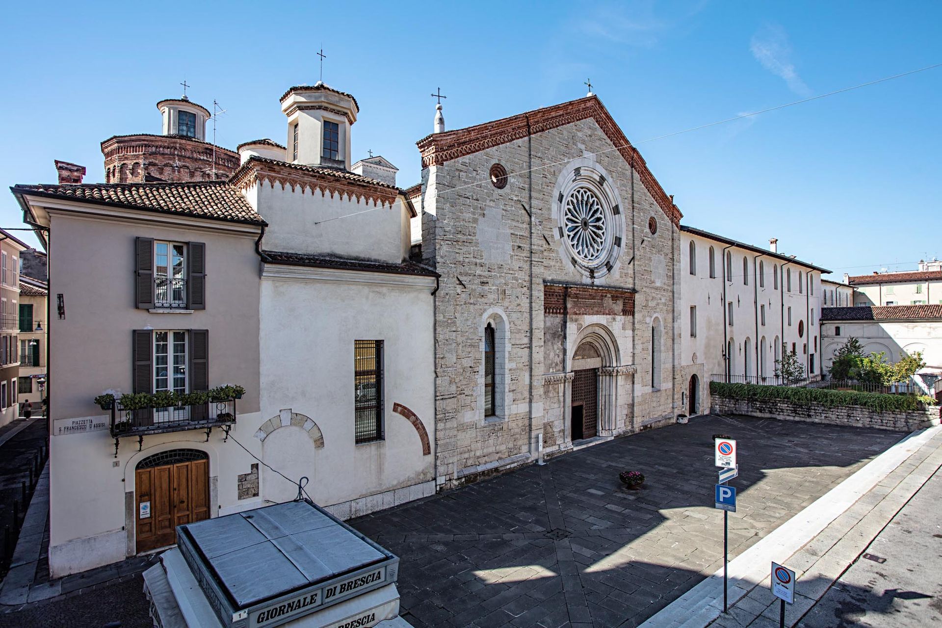 Chiesa San Francesco d'Assisi - Vista facciata