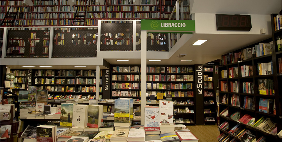 Interno libreria Libraccio