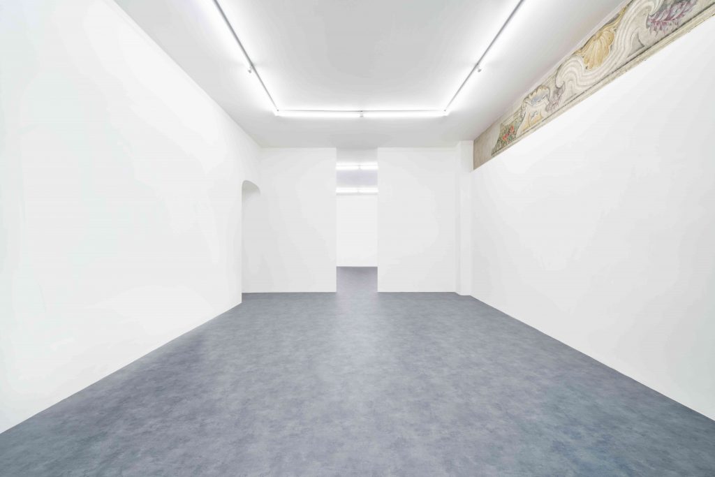 AB-Gallery-Brescia - Galleria di arte contemporanea, mura bianche.