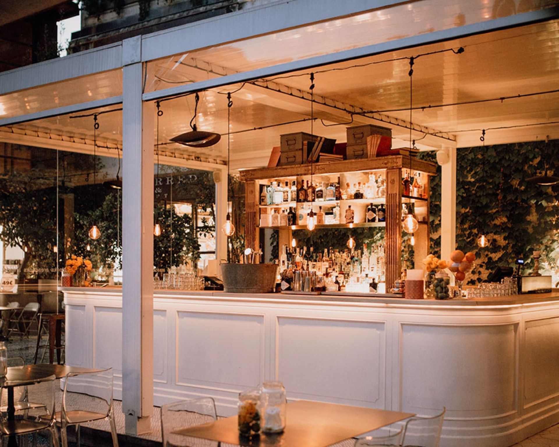 Areadocks Bar Garden