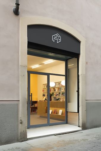 Mutty gallery