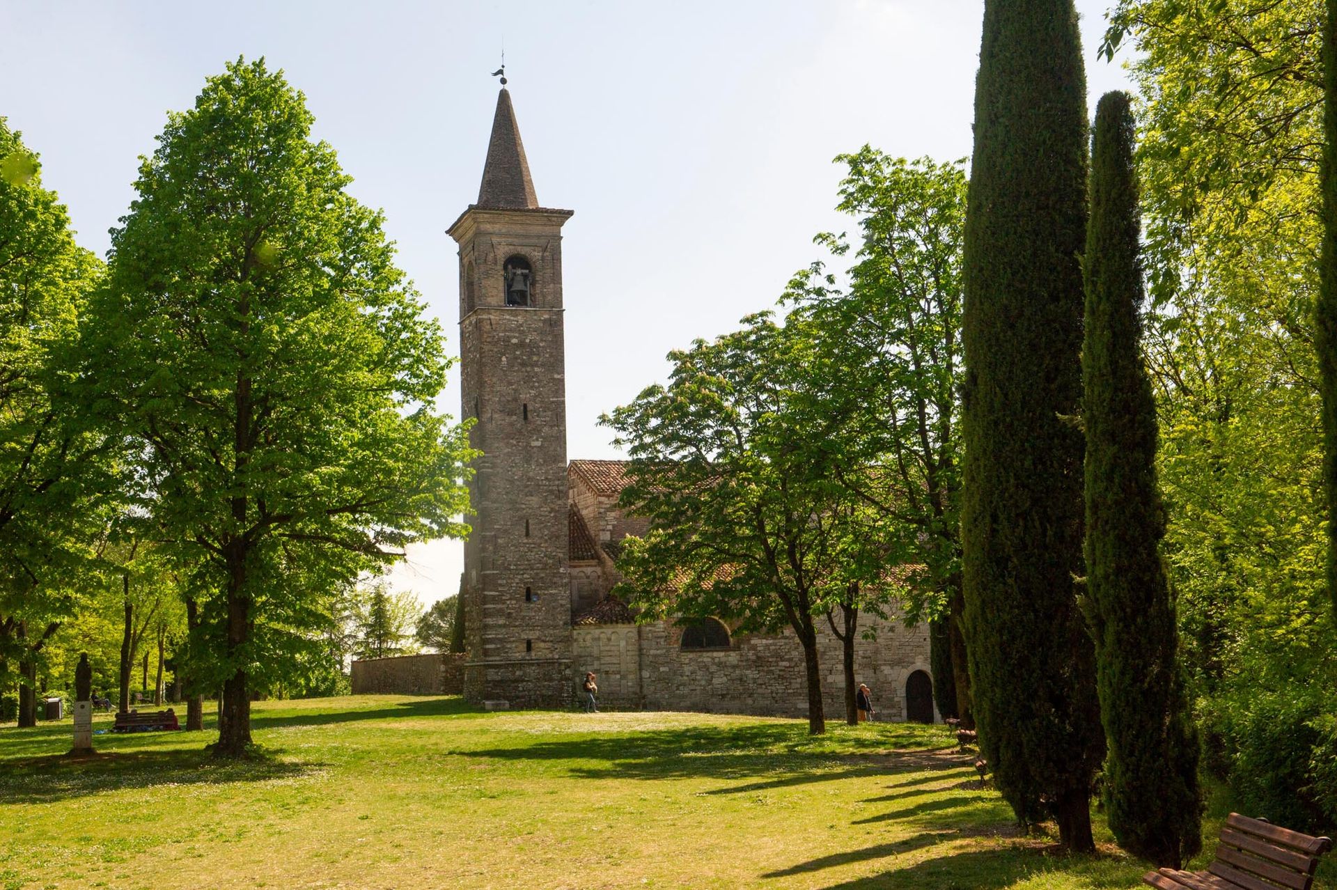 Vista della chiesa di Montichiari della bassa bresciana