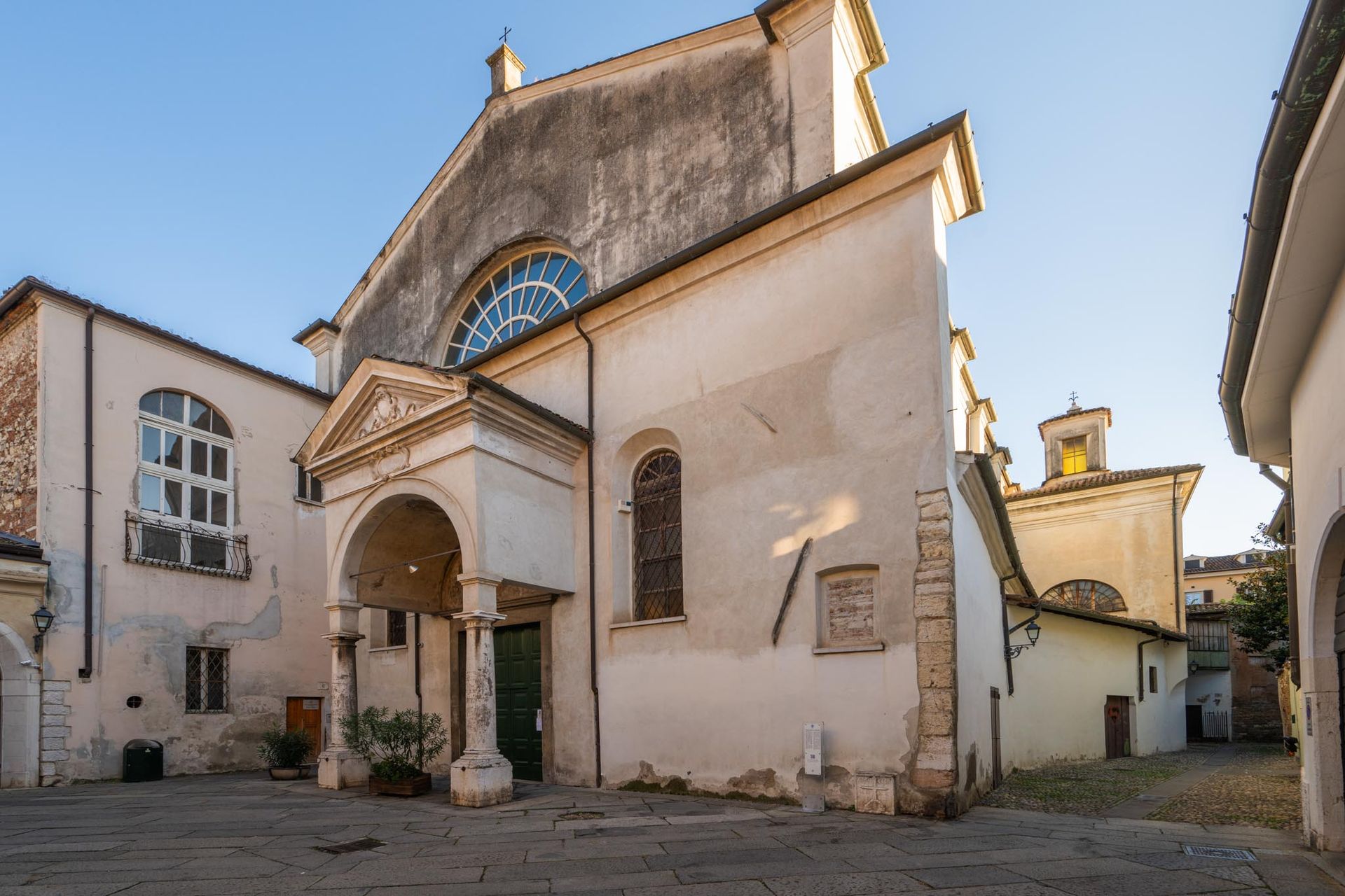 Vista esterna della Chiesa di San Clemente