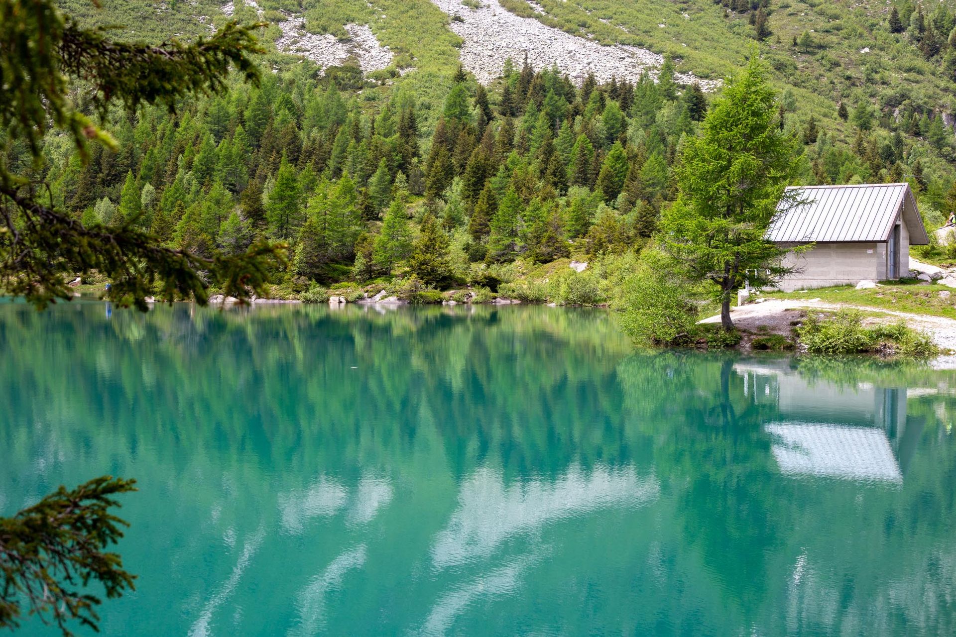 Lago alpino Aviolo del comune di Edolo
