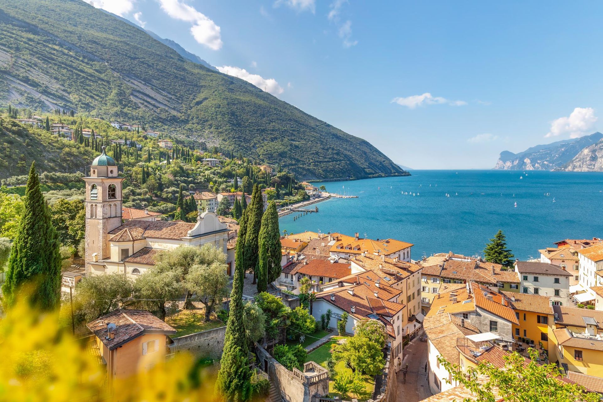 Vista aerea di Torbole sul lago di Garda
