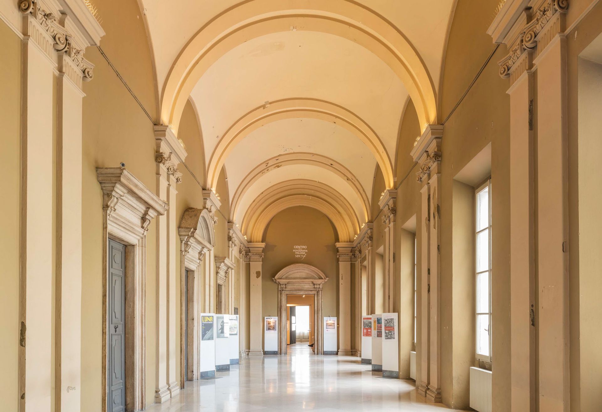 Mo.Ca - Palazzo - Corridoio interno