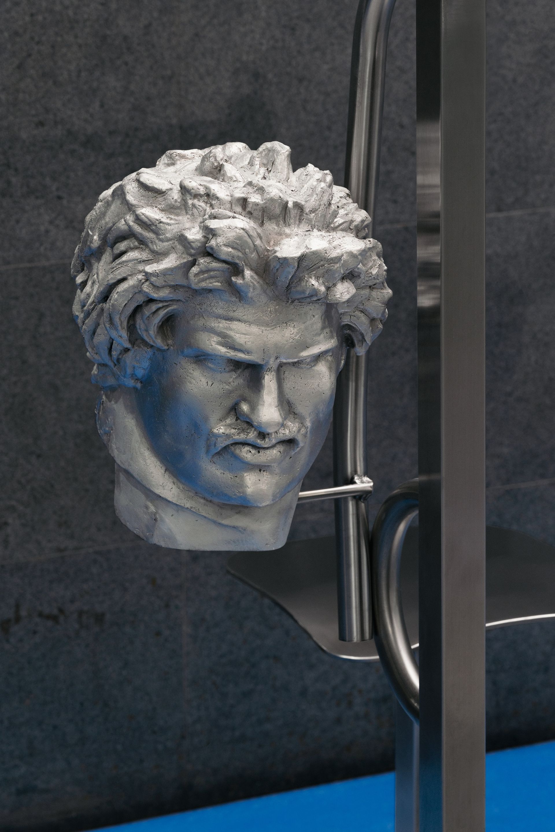 Opera d'arte contemporanea in metropolitana dettaglio
