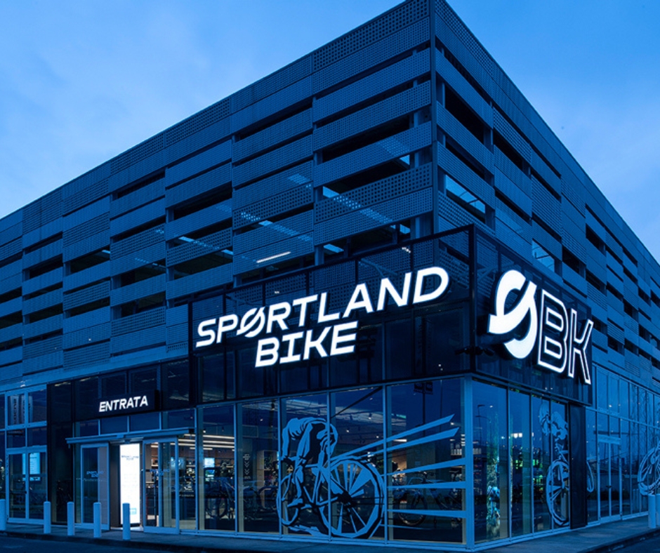 Esterno negozio sportland bike