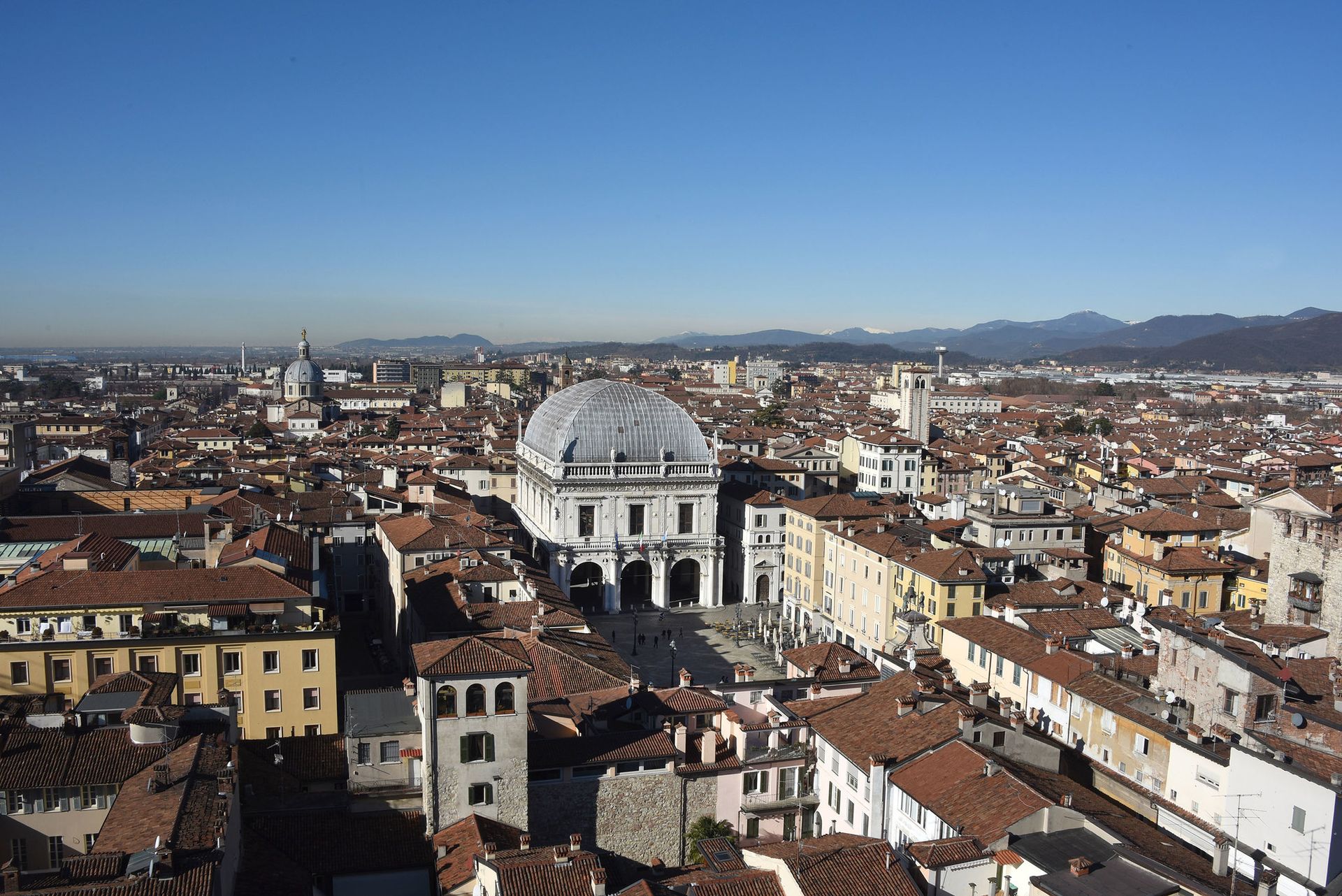 fotobresciadallaltovistaloggia