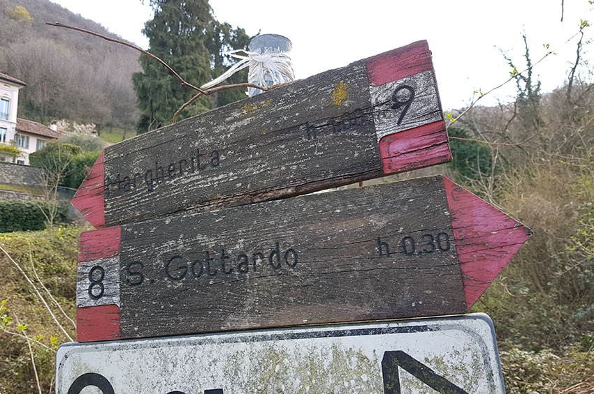 Percorso 8 della Maddalena, cartelli