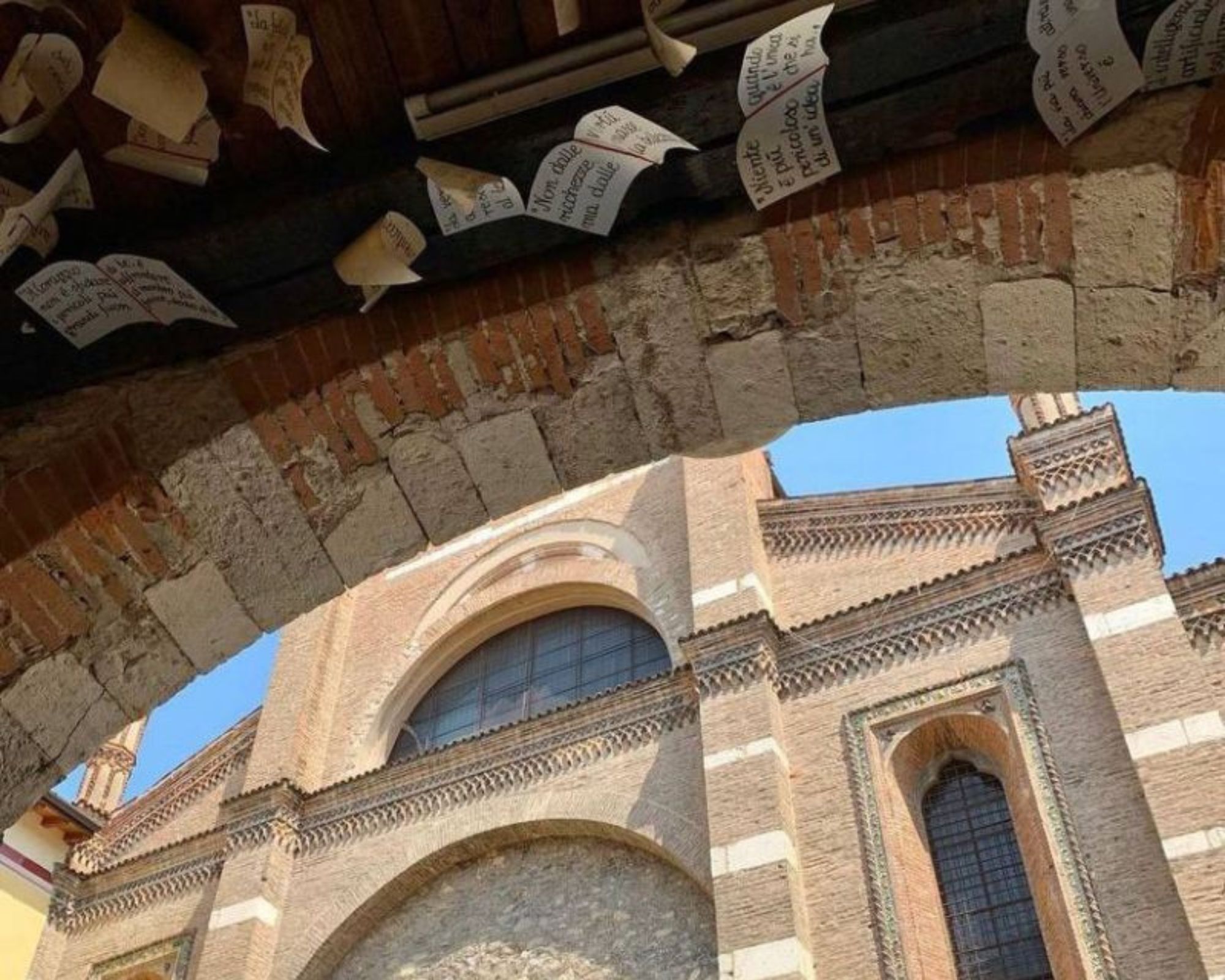 L'antico quartiere del Carmine di Brescia — Cultura a Brescia, Largo Formentone